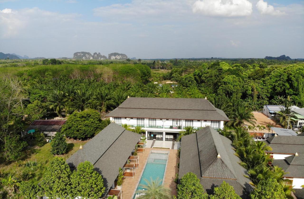 Amadha Villas Retreat - Free Tuk-Tuk Service To The Beach Ao Nang Exterior photo